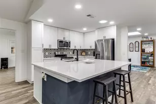 9038 Flicker Ln, Dallas, TX 75238 - Photo 7