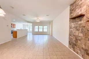 903 Mazatlan Ct, Arlington, TX 76002 - Photo 3