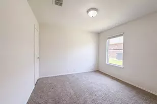 903 Mazatlan Ct, Arlington, TX 76002 - Photo 9