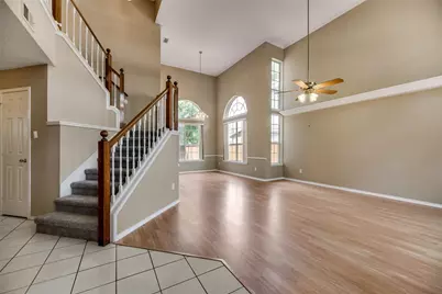 2113 Glenmont Drive, Plano, TX 75023 - Photo 7