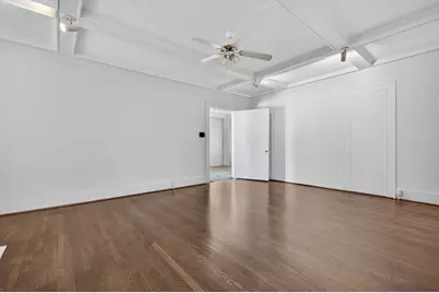 916-B E Hubbard Street, Mineral Wells, TX 76067 - Photo 11