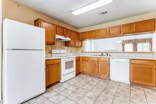 4617 Feathercrest Dr, Fort Worth, TX 76137 - Photo 11