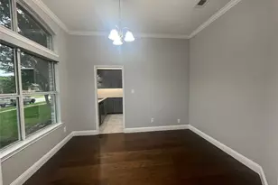 2725 Covington Dr, Garland, TX 75040 - Photo 3