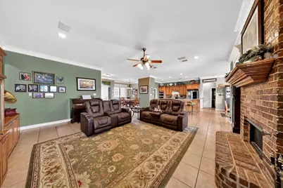 1035 Highland Road, Cleburne, TX 76033 - Photo 15