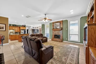 1035 Highland Road, Cleburne, TX 76033 - Photo 17