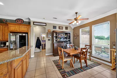 1035 Highland Road, Cleburne, TX 76033 - Photo 7