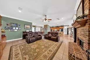 1035 Highland Rd, Cleburne, TX 76033 - Photo 15
