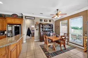 1035 Highland Rd, Cleburne, TX 76033 - Photo 7