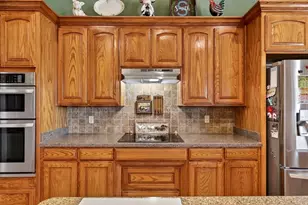1035 Highland Rd, Cleburne, TX 76033 - Photo 5