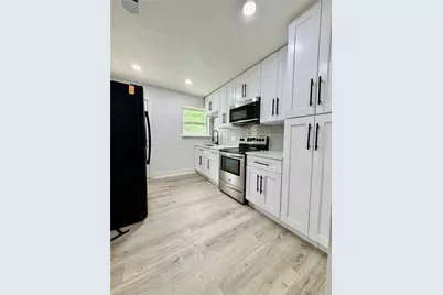 1814 Martin Luther Drive, Arlington, TX 76010 - Photo 5