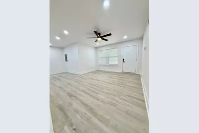 1814 Martin Luther Drive, Arlington, TX 76010 - Photo 3