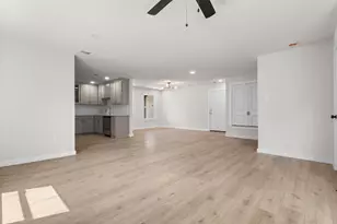 314 NW 15th St, Grand Prairie, TX 75050 - Photo 13