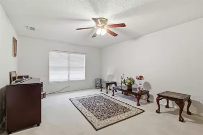 217 Sunset Oaks Drive, Fort Worth, TX 76112 - Photo 23