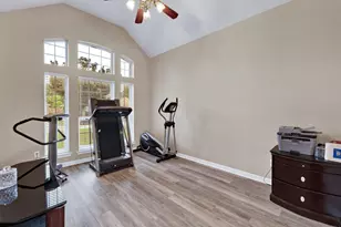 6305 Clear Pool Dr, Arlington, TX 76018 - Photo 19