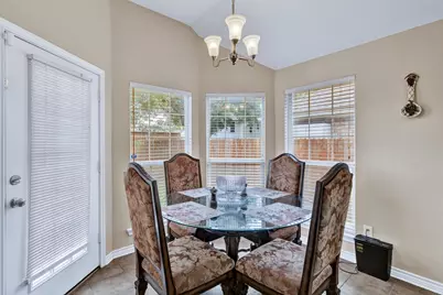 6305 Clear Pool Drive, Arlington, TX 76018 - Photo 9