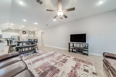 1048 Pinnacle Breeze Drive, Fort Worth, TX 76052 - Photo 5