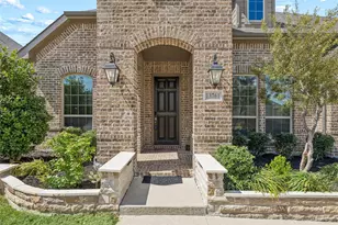 13761 Stallion Heights Ln, Frisco, TX 75035 - Photo 3