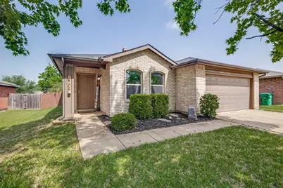 8704 Swan Park Drive, Denton, TX 76210 - Photo 3