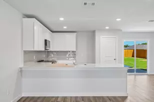 3027 River Birch Dr, Dallas, TX 75253 - Photo 11