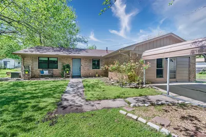 832 Cherry Street, Wolfe City, TX 75496 - Photo 1