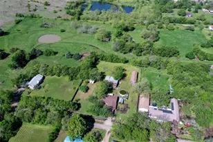 832 Cherry St, Wolfe City, TX 75496 - Photo 27