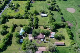 832 Cherry St, Wolfe City, TX 75496 - Photo 25