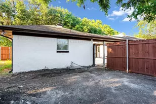 2416 Kimberly Ln, Plano, TX 75075 - Photo 3