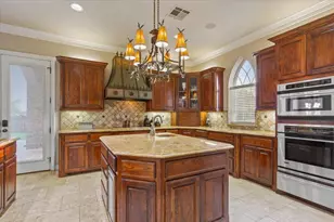 7 Lone Star Dr, Waco, TX 76708 - Photo 13