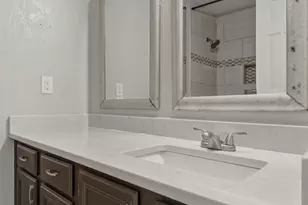 1800 Pine Ridge Dr, Bedford, TX 76021 - Photo 21