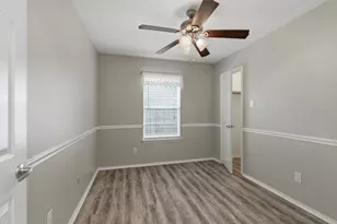 1800 Pine Ridge Dr, Bedford, TX 76021 - Photo 23