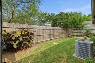 1800 Pine Ridge Dr, Bedford, TX 76021 - Photo 29
