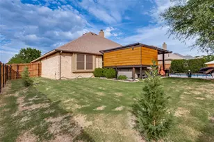 604 Hummingbird, Crowley, TX 76036 - Photo 25