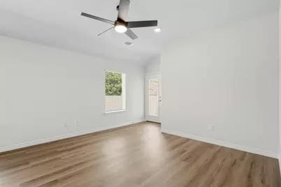 8009 Charlestown Lane, Fort Worth, TX 76140 - Photo 7