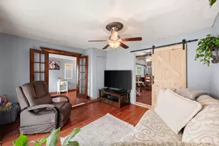 609 Columbine Ln, Grand Prairie, TX 75052 - Photo 7