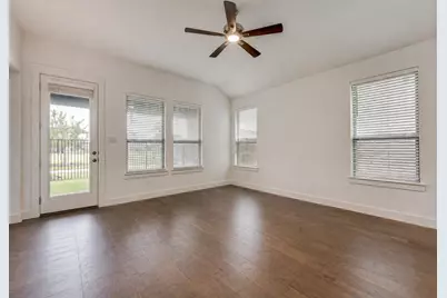 2161 Hermann Lane, Carrollton, TX 75010 - Photo 7