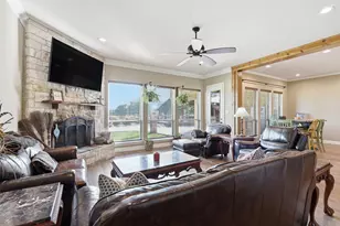 101 Signature Ct, Weatherford, TX 76087 - Photo 7