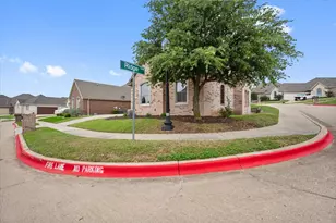 9029 Reata W Dr, Benbrook, TX 76126 - Photo 5
