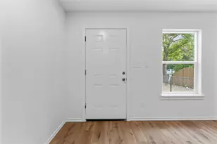 2732 McKenzie Ave, Waco, TX 76708 - Photo 9