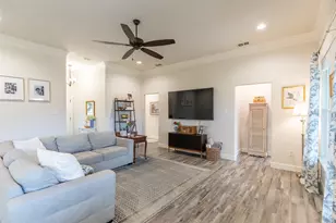 331 Sophia Ln, Abilene, TX 79602 - Photo 7