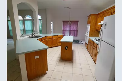 506 Baltusrol Circle, Garland, TX 75044 - Photo 7