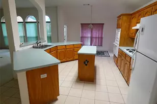 506 Baltusrol Cir, Garland, TX 75044 - Photo 7