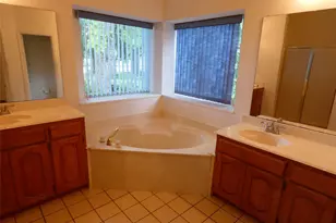 506 Baltusrol Cir, Garland, TX 75044 - Photo 17