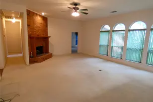 506 Baltusrol Cir, Garland, TX 75044 - Photo 11