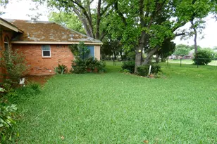 506 Baltusrol Cir, Garland, TX 75044 - Photo 21