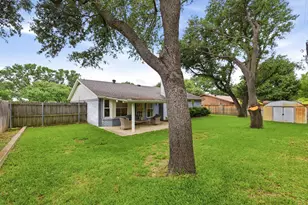 8721 Irongate Dr, North Richland Hills, TX 76182 - Photo 31
