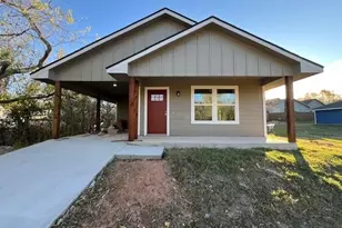 1210 S Travis Ave, Denison, TX 75021 - Photo 1