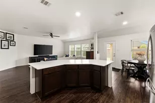 110 Garden Grove Dr, Waxahachie, TX 75165 - Photo 11