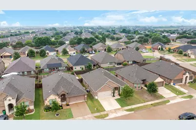 110 Garden Grove Drive, Waxahachie, TX 75165 - Photo 31