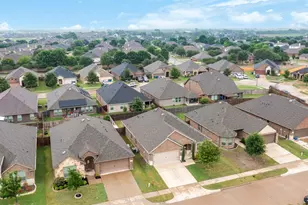 110 Garden Grove Dr, Waxahachie, TX 75165 - Photo 31