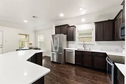 110 Garden Grove Drive, Waxahachie, TX 75165 - Photo 9